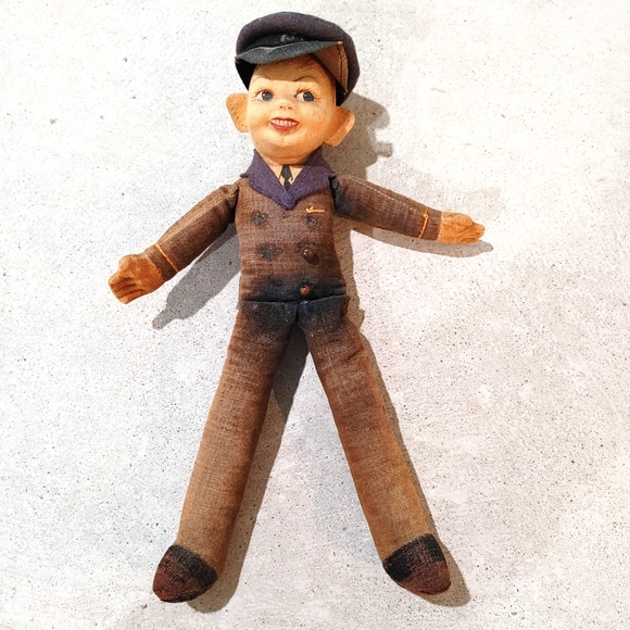 Vintage doll - Picture 1 of 4